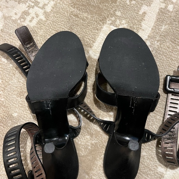 Salvatore Ferragamo Tatiana Sandal - Picture 6 of 8